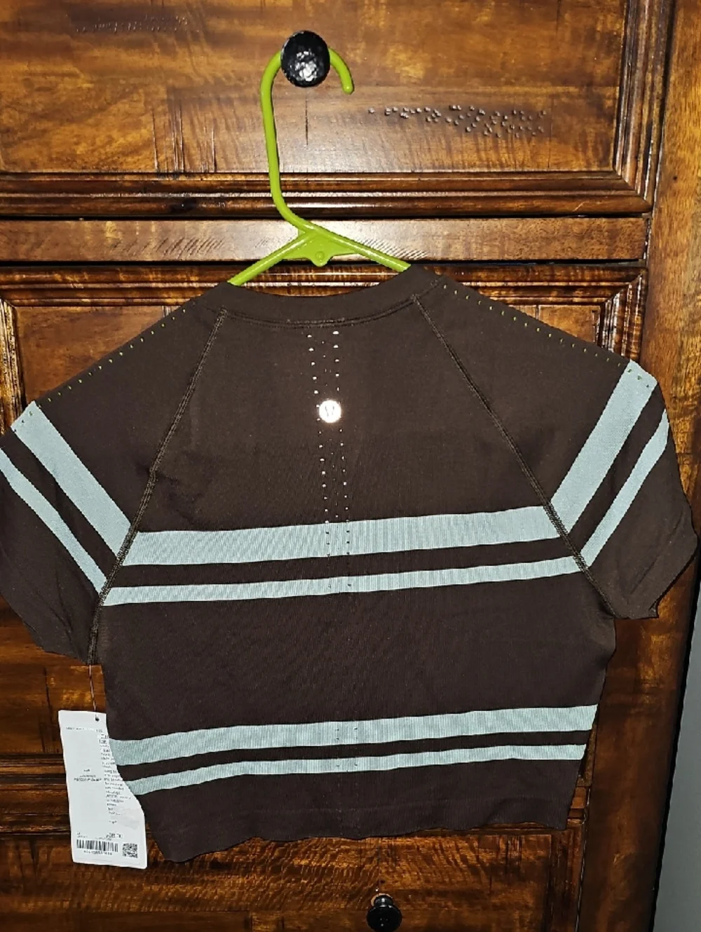 Lululemon Swiftly Tech Cropped Tee 2.0 Stripe!! Sz 8!! Dont Miss Out! LSWC/FOAM